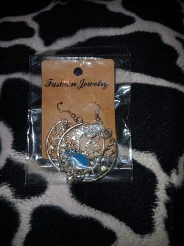 Məhsul: Qadın sırğaları (2 cüt) 1) Bəzəkli çəngəl bağlamalı sırğalar -