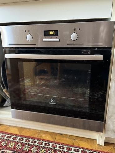 Duxovka Electrolux, Elektrik, rəng - Gümüşü, Quraşdırılan