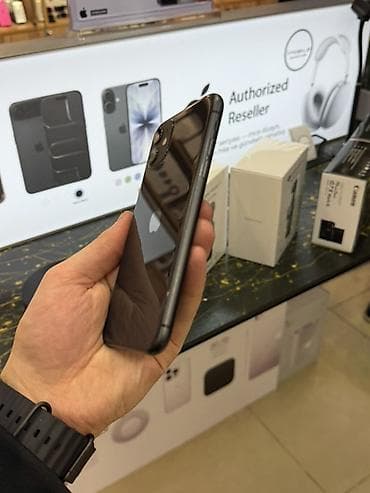 xiaomi note 9t: IPhone 11, 64 GB, Qara — 5