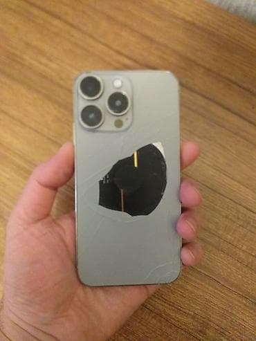 iphone sumqayit: IPhone 13 Pro, Gümüşü, Face ID — 3