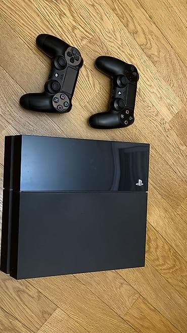PlayStation 4 konsolu + 2 ədəd DualShock 4 pultu 500 gb Playstation 4 — 2