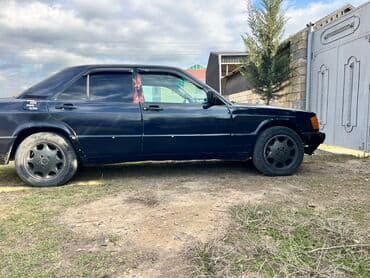 фольксваген новый кузов: Mercedes-Benz 190 E sedan Xüsusiyyətlər: - Kuzov: 4 qapılı sedan, göy — 2