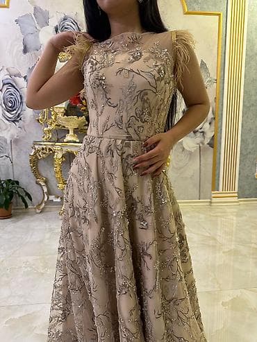 vecerni donlar instagram: Zərif gecə/libas – şampan/bej rəngdə, tam uzun. - Siluet: beldən — 4