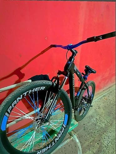 Panther dağ velosipedi -Velosiped yaxşı vəziyyətdədir.Amortuzator yağ