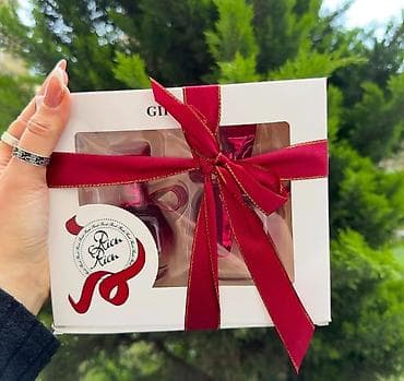 flo azerbaijan: Hədiyyəlik ətir setləri Her iki etir desti movcuddur, icerlerinde 50 — 1