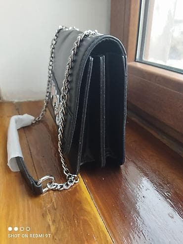 Çantalar: Tep tezedir. Istifade olunmayib. Tutacagi bele plenkadadi. Cox rahat — 2