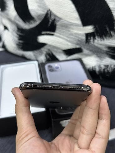 tablet mini 5: IPhone 11 Pro, 256 GB, Space Gray, Face ID — 5