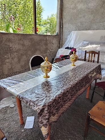 Qonaq otağı üçün, İşlənmiş, Açılmayan, Kvadrat masa, 6 stul lalafo.az -da Qonaq otağı üçün, İşlənmiş, Açılmayan, Kvadrat masa, 6 stul
