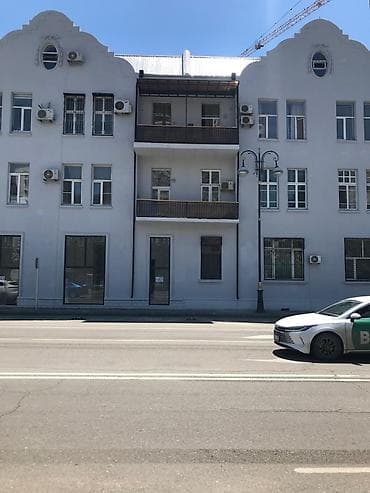 ivanovkada ev satilir: Bakı, Ələt qəs., 3 otaqlı, Köhnə tikili, m. Xətai, 81 kv. m — 1