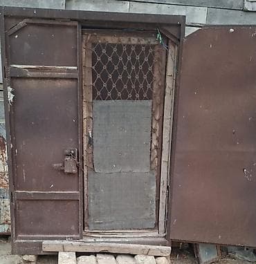 cex qus: Göyərçin (və ya quşlar) üçün dəmir kassa / hin / budka ​Açıqlama — 2