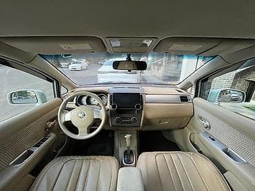 passat diskleri: Nissan Tiida hatchback – gümüşü rəng Xüsusiyyətlər və təchizat: - — 4