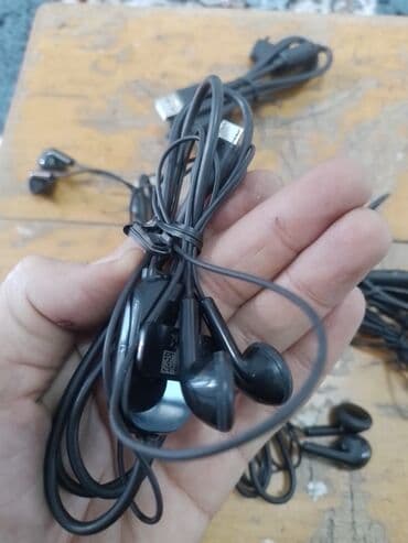 b mp3 var: Nokia 1.4, 1 TB, rəng - Qara, Düyməli — 10