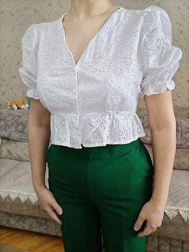 tek qas uzukler: Ağ, qısa kəsimli pambıq bluz - Parça: nəfəs alan brodeli pambıq, incə — 1