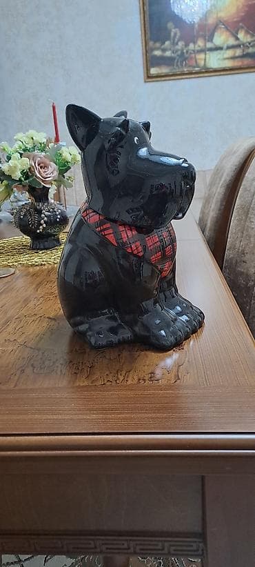 ozu yapisan panel: Fiqur, Keramika, rəng - Qara — 2