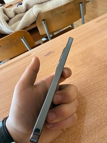 telofon ucuz: Infinix Note 30 Pro, rəng - Qara, Sensor — 7