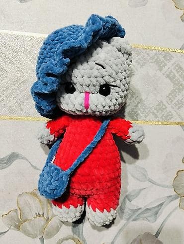 - Məhsul: Yumşaq oyuncağ – pişik fiquru - Material: Xüsusi