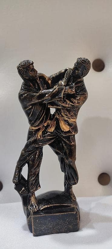 qedimi pullar: Suvenirlər.uzərini lazerle istənilən söz yazırıq istəyə görə.5 — 4