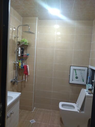 arif heyderov kucesi: Kürdəxanı qəs. 3 otaqlı, 74 kv. m, Yeni təmirli — 2