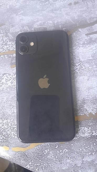 pc keys: IPhone 11, 128 GB, Qara, Face ID — 2