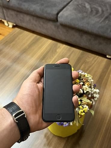 IPhone SE 2020, 128 GB, Qara, Barmaq izi lalafo.az -da IPhone SE 2020, 128 GB, Qara, Barmaq izi