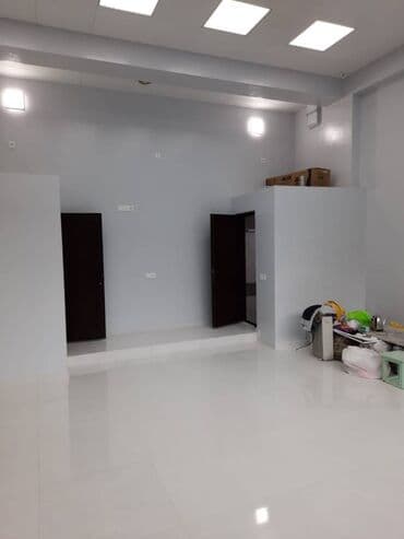 nerimanovda obyekt satilir: Nərimanov rayonu Montin bazarına yaxın,sahəsi 55 kv/m olan, 1 otağlı — 7