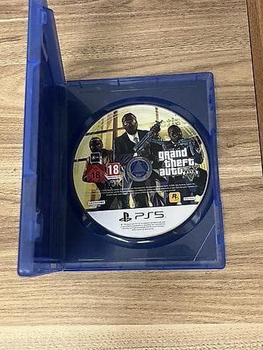 Sony PlayStation 5 (PS5) oyun konsolu paketi Daxildir: - PS5 konsolu — 7