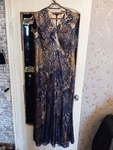 Hicab: Zərif gecə/libas - Rəng: tünd lacivərti üzərində bej rəngli atlas — 3