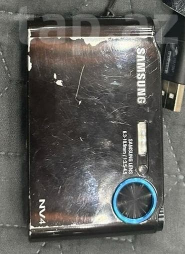 Samsung NV4 rəqəmsal fotoaparat. tam ideal vezyetdedi biraz ciziglari