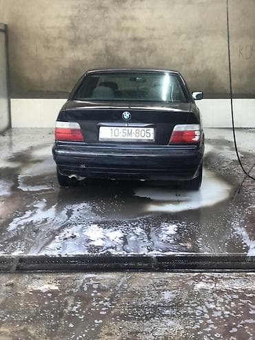 1998 bmw: BMW 3 series: 1.8 l | 1995 il Sedan — 2