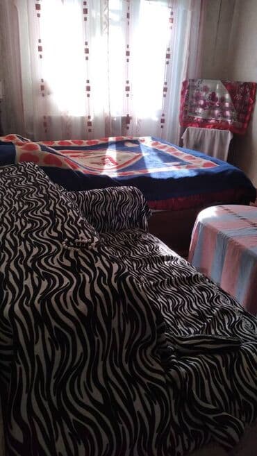 qubada kreditle evler: Bakı, Bakıxanov qəs., 3 otaqlı, Köhnə tikili, 75 kv. m — 3