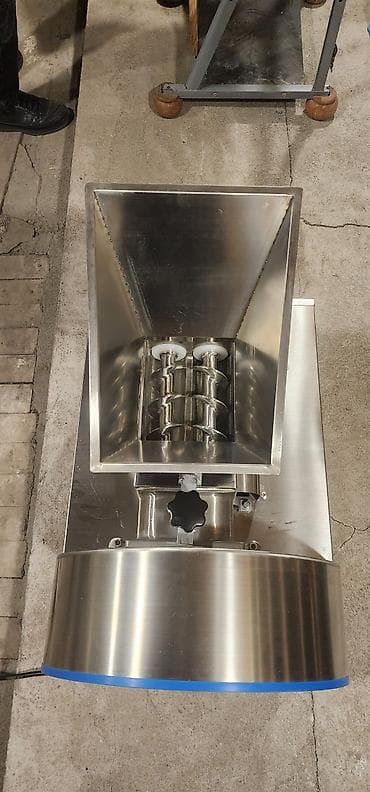 yer pompasi: Paslanmayan poladdan hazırlanmış sənaye tipli kündə kəsən aparat — 8