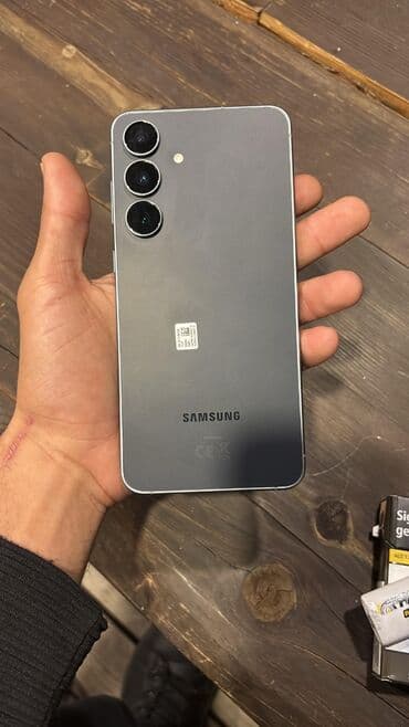 Samsung Galaxy S23, 256 GB, rəng - Qara, Simsiz şarj