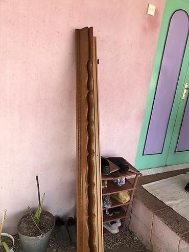 divan ustu ortukler: Taxta dekorativ plintus və karniz profilləri - Material: taxta (laklı — 2