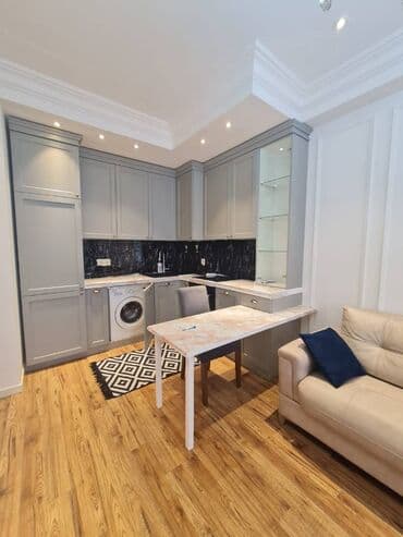 binəqədi kiraye evlər: Azadlıq prospektində (Ege hospitalın arxası) tam təmirli əşyalı — 11