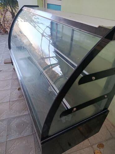 Dərin dondurucular: Şüşəli soyuducu vitrini – vitrin tipli nümayiş soyuducusu - Ön tərəfi — 3