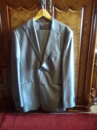 kişi ucun klassik qara kostyum: Pencək əla vəziyyətdə,alt və üstü,üstündə də qalstuk hədiyyə,özünüz — 4