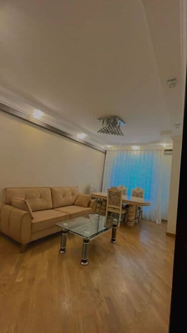 gencede 3 otaqli evlerin qiymeti: Bakıxanov qəs., 3 otaqlı, Yeni tikili, m. Qara Qarayev, 115 kv. m — 1