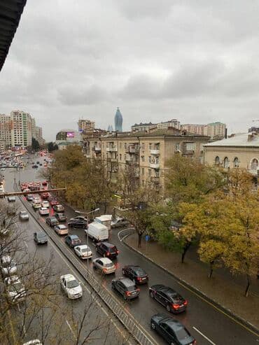 xirdalan gunluk evler: Nərimanov metrosuna yaxın 5 mertebeli binanın 5-ci mərtəbəsində — 17