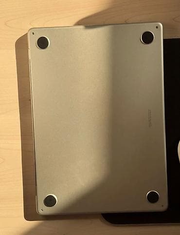 13 ipone: Yeni Apple MacBook, 13.3 ", Apple M3, 512 GB — 2