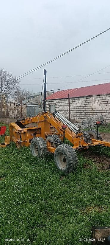 traktor satiwi: ALPLER marka kənd təsərrüfatı yol-planer/torpaq hamarlayıcı (grader) — 2