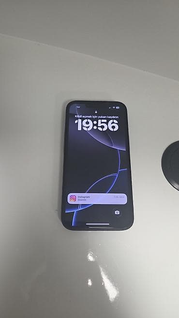 qin telefon: IPhone 13, 128 GB, Qara, Face ID — 1