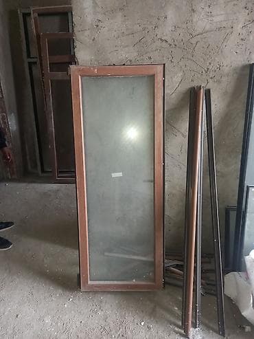 plasdik qapilar: PVC pəncərə və balkon qapıları – komplekt Məhsul təsviri: - Material — 6