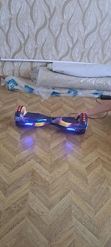 cd disk: Elektrik hoverboard (gyroskuter) – kosmos dizaynlı korpus və LED — 3