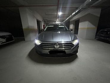 maşınlar ucuz oka satilir: Çox baxımlı va casur görünüşlü avtomobildir! Xarici görünüşü idman — 3