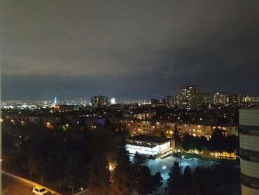 ağ şeher evler: Bakı, 3 otaqlı, Köhnə tikili, m. Neftçilər, 90 kv. m — 24