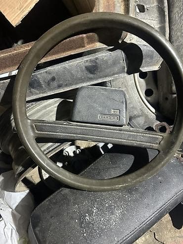 vaz hisseleri: Məhsul: Klassik “LADA” sükan çarxı Təsvir: - Sovet istehsalı LADA — 2