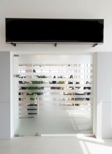 zığ kirayə ev: İcarəyə Obyekt – İdeal Yer! Ünvan: Xırdalan şəhəri, H. Əliyev — 1