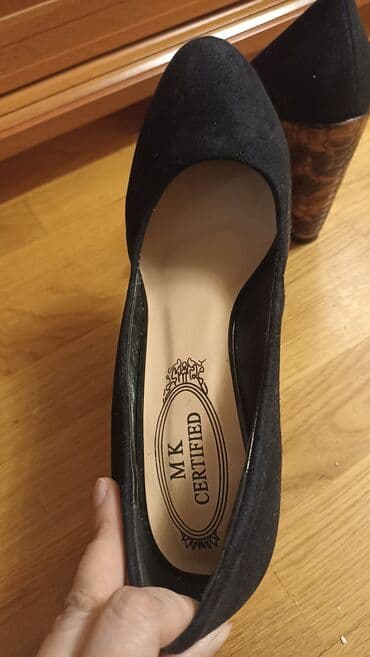 şnurlu qadın mokasinləri: Tuflilər, Ölçü: 38, rəng - Qara, Yeni — 11