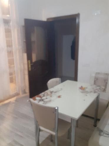 stul kuxna: Mətbəx üçün, Açılmayan, Dördbucaq masa, 2 stul — 1