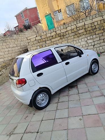 Avtomobil satışı: Daewoo Matiz, ağ rəng, 5 qapı, şəhər içi üçün kompakt hetçbek — 2